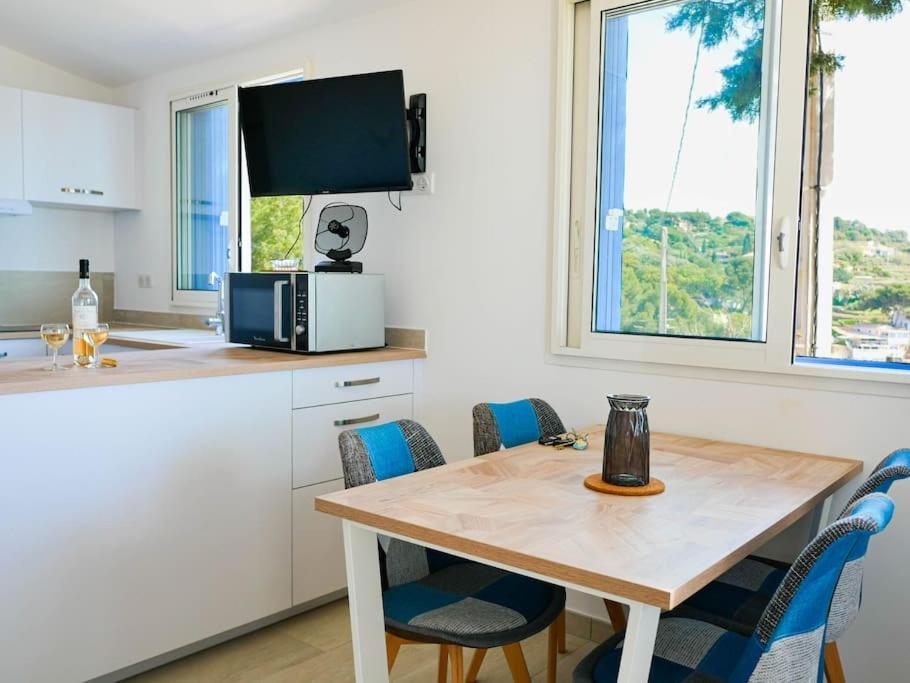 Maisonnette Avec Vue Sur La Mer Exceptionnelle Carqueiranne Eksteriør billede